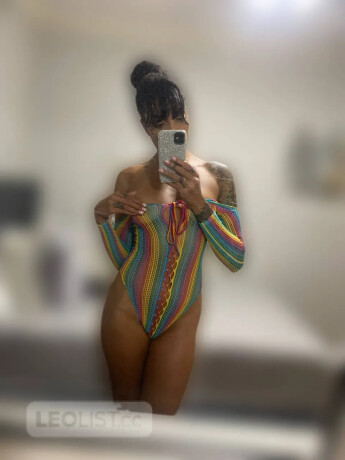 just-visiting-tonight-only-female-escorts-in-kelowna-canada-big-4