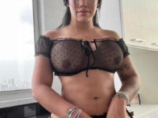 amanda-shemale-escort-in-ottawa-canada-1-226-215-4272