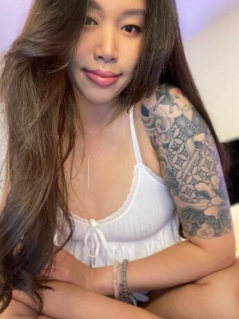 female-escorts-in-south-bend-in-812-947-2548-big-0