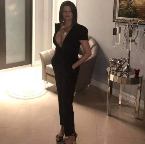 alixis-female-escorts-in-miami-fl-305-803-7115-big-4