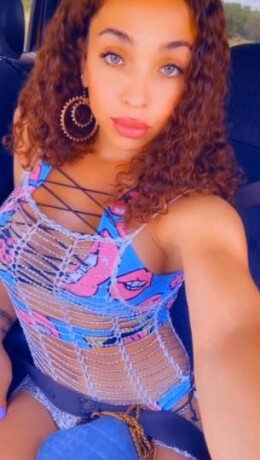 shemale-escort-in-athens-ga-678-408-2374-big-1