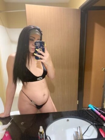 female-escorts-in-brooklyn-ny-716-203-1944-big-0