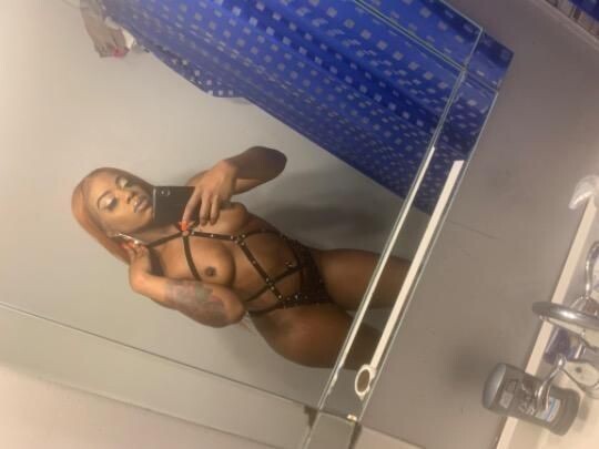 female-escorts-in-lafayette-in-317-934-0711-big-1